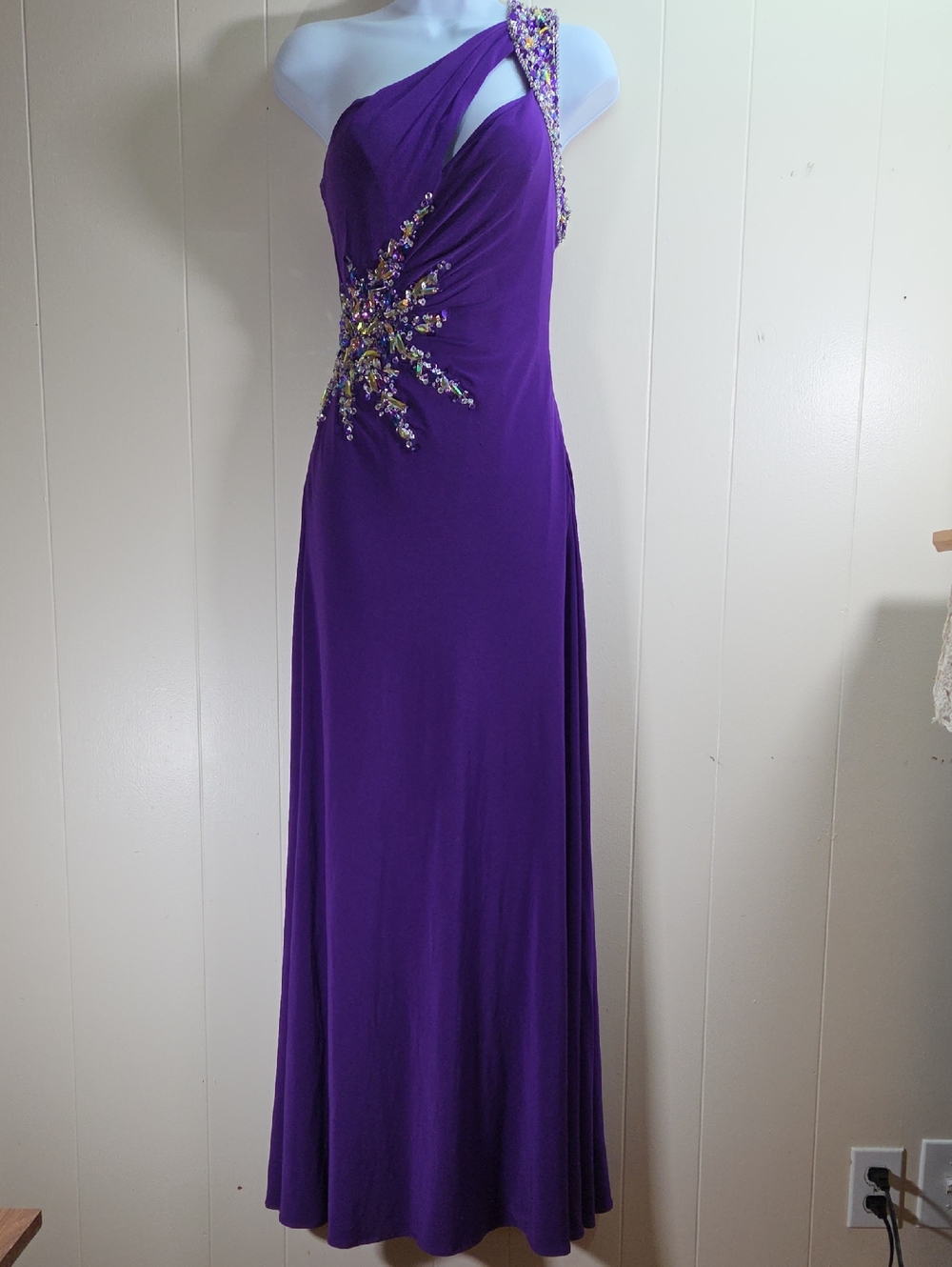 Vienna - Elegant One-Shoulder Purple Evening Gown with Embellished Waist